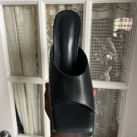 Platform mules - Picture 4 of 4